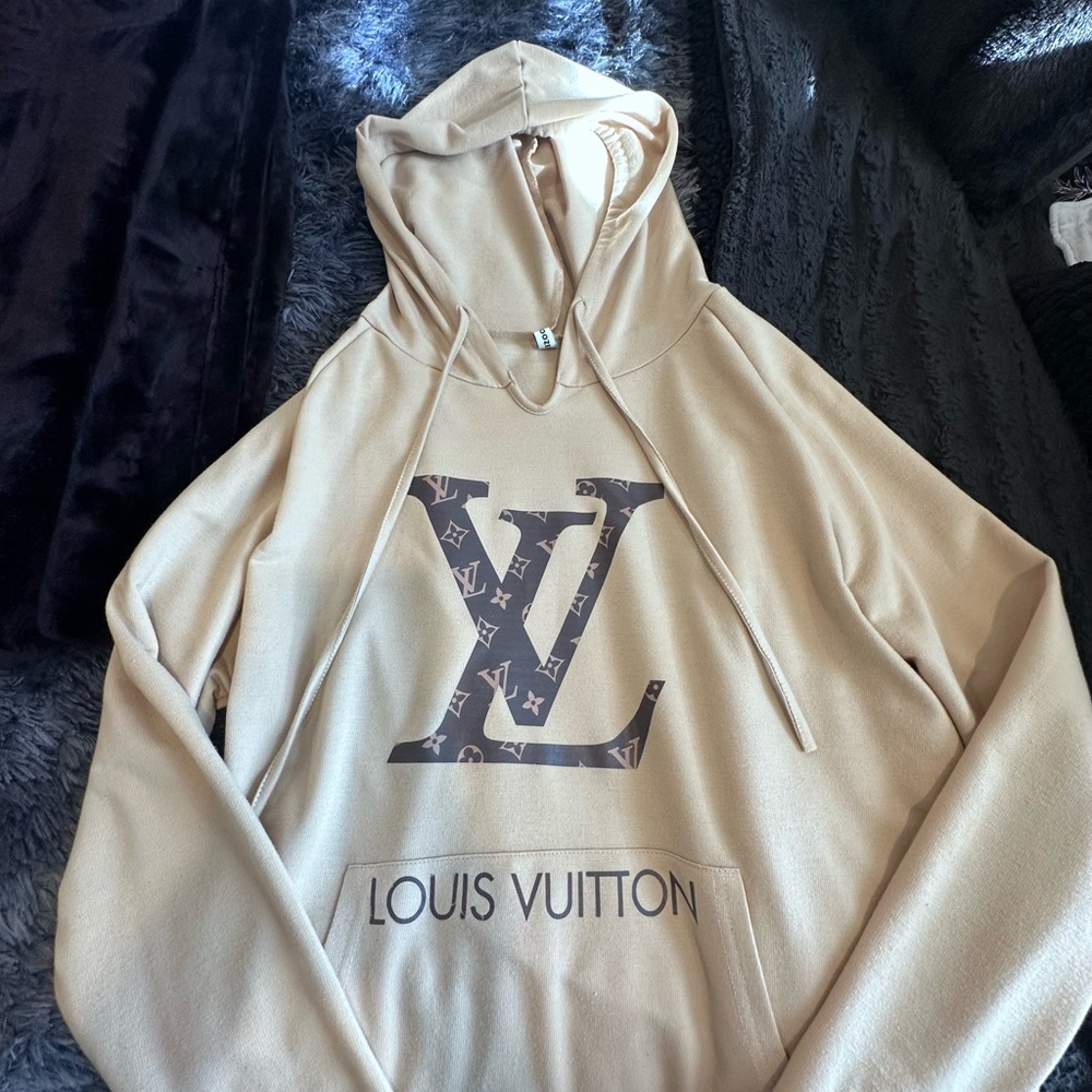 Louis Vuitton Tan Hoodie with Logo handmade